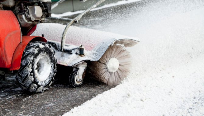 Snow Blowers Stages